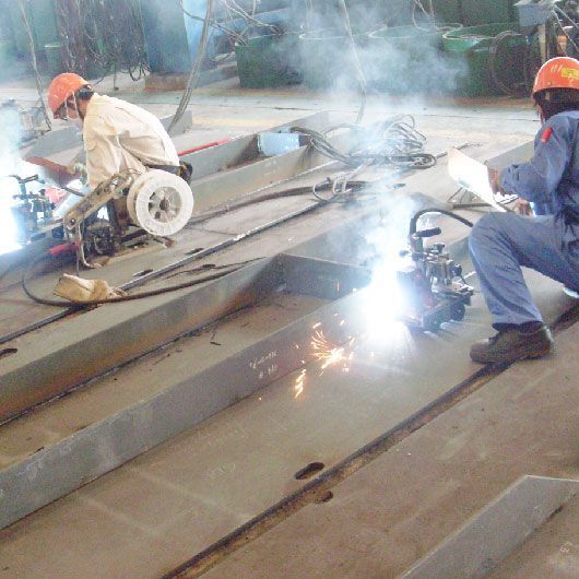 Fabricante de Carro para Soldadura Horizontal de Ángulos
