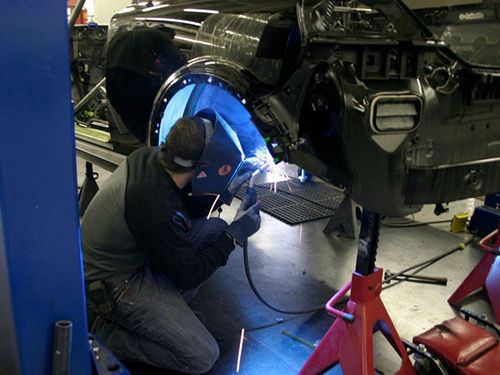 Máquinas de Soldadura para Industria Automotriz